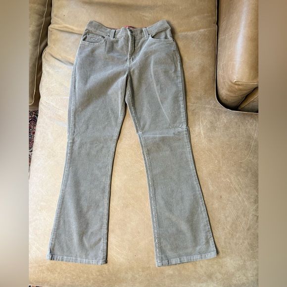 NWT Gloria Vanderbilt Giselle Stretch Bootcut Jeans Brown Corduroy Size 8 Petite - Picture 1 of 10